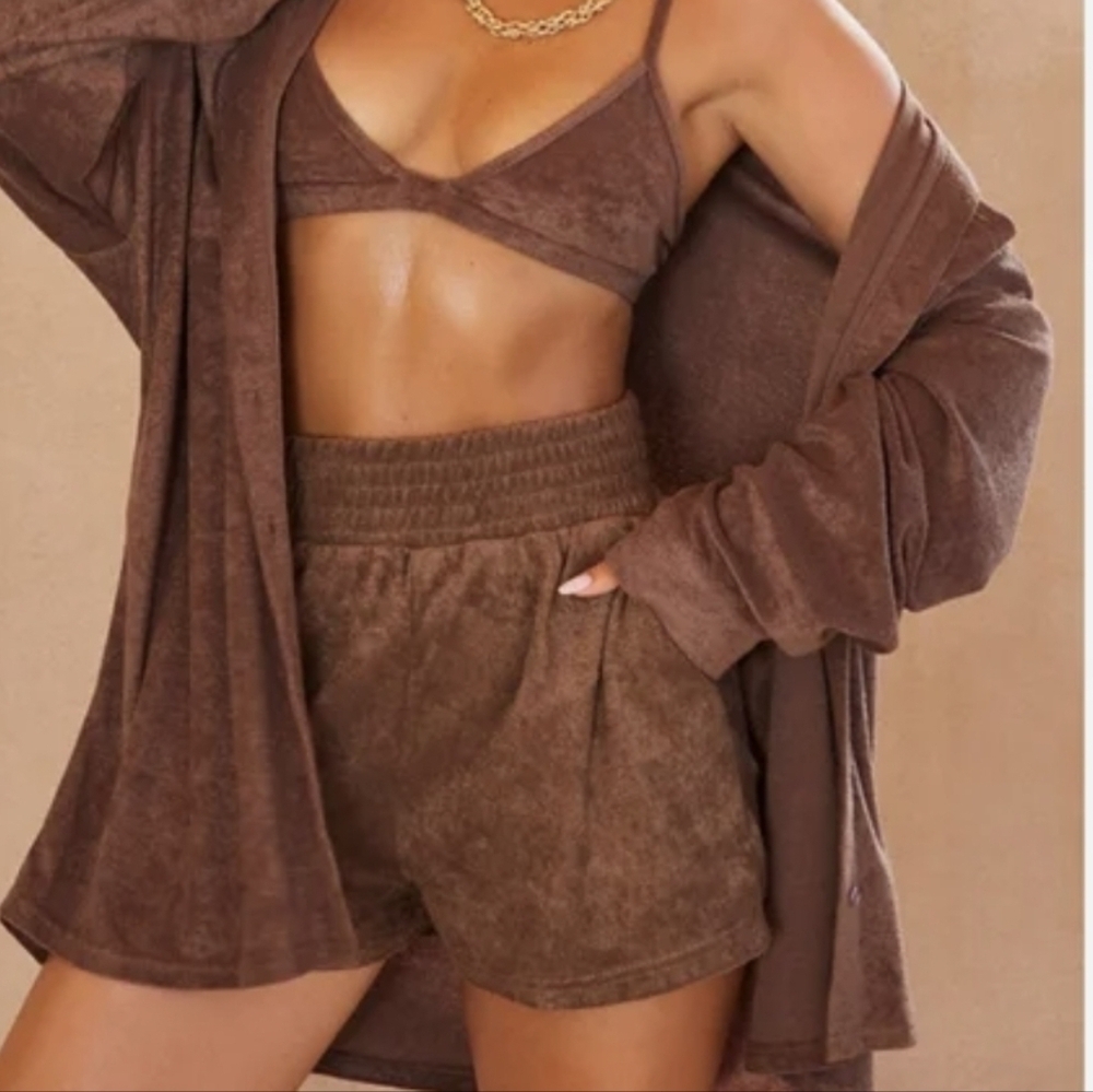 NWT PrettyLittleThing Brown Towelling Beach Shorts